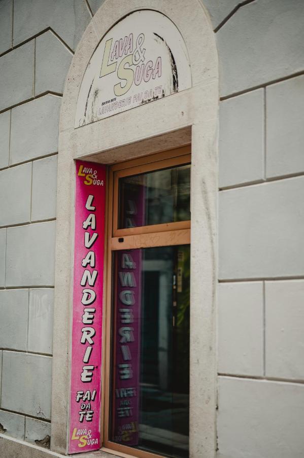 Ferienwohnung Monolocale Marino In Centro Storico Triest Exterior foto