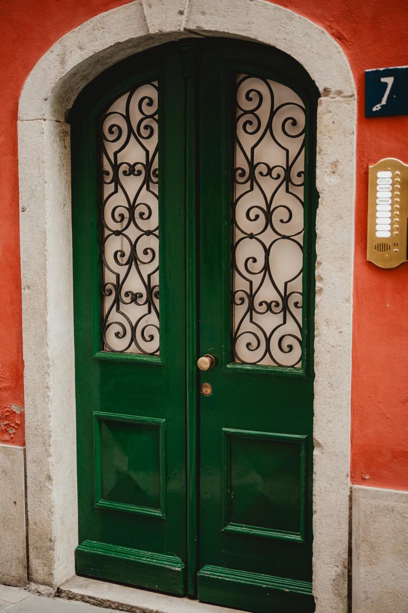 Ferienwohnung Monolocale Marino In Centro Storico Triest Exterior foto